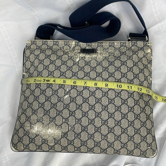 Gucci Monogram GG Supreme Flat Messenger Shoulder Crossbody Bag Navy Blue Beige - Picture 9 of 17